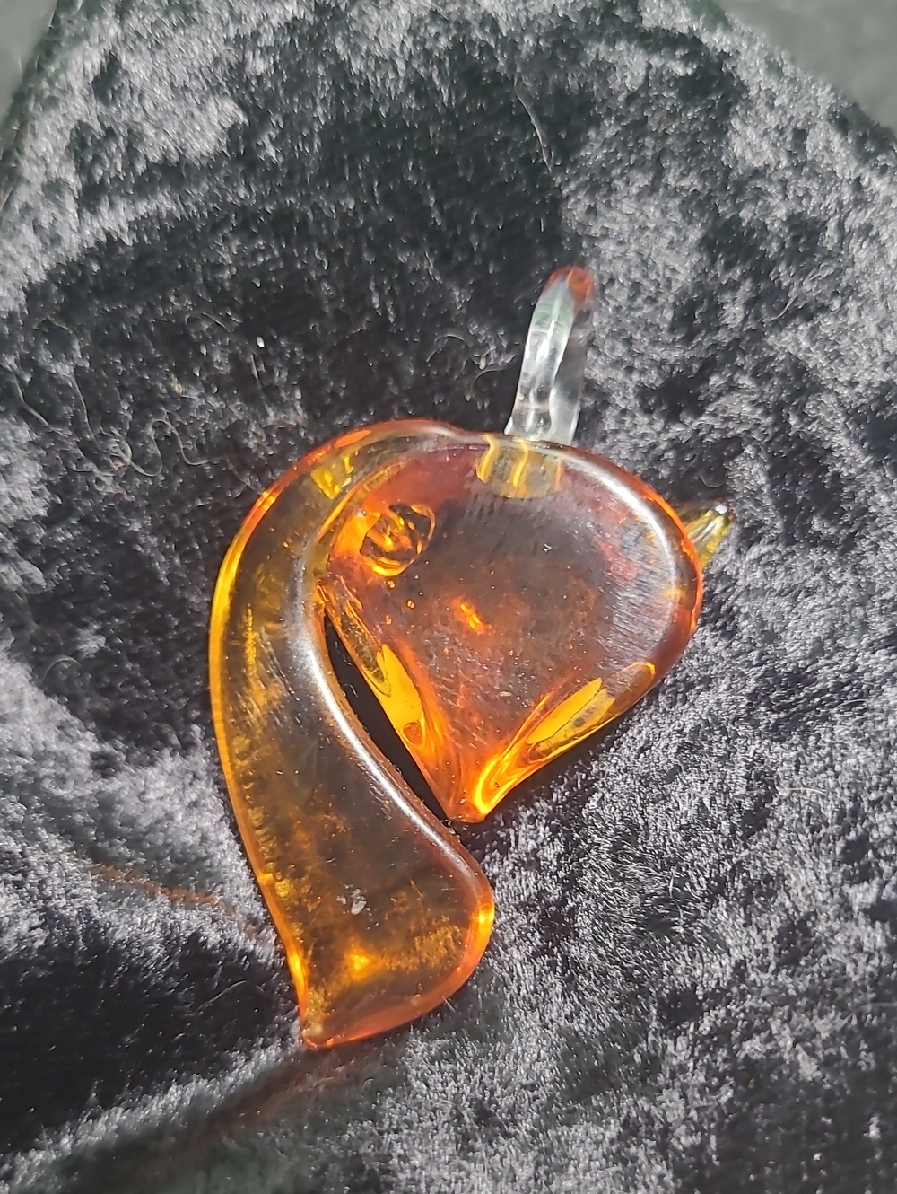 Amber Glass Fox Necklace Pendant - Picture 3 of 4